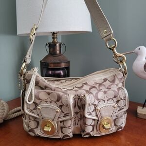 Coach F12869 Legacy Turnlock Signature Gold Leather Shoulder Bag Y2K